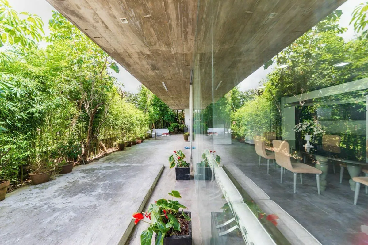 C5 Villa