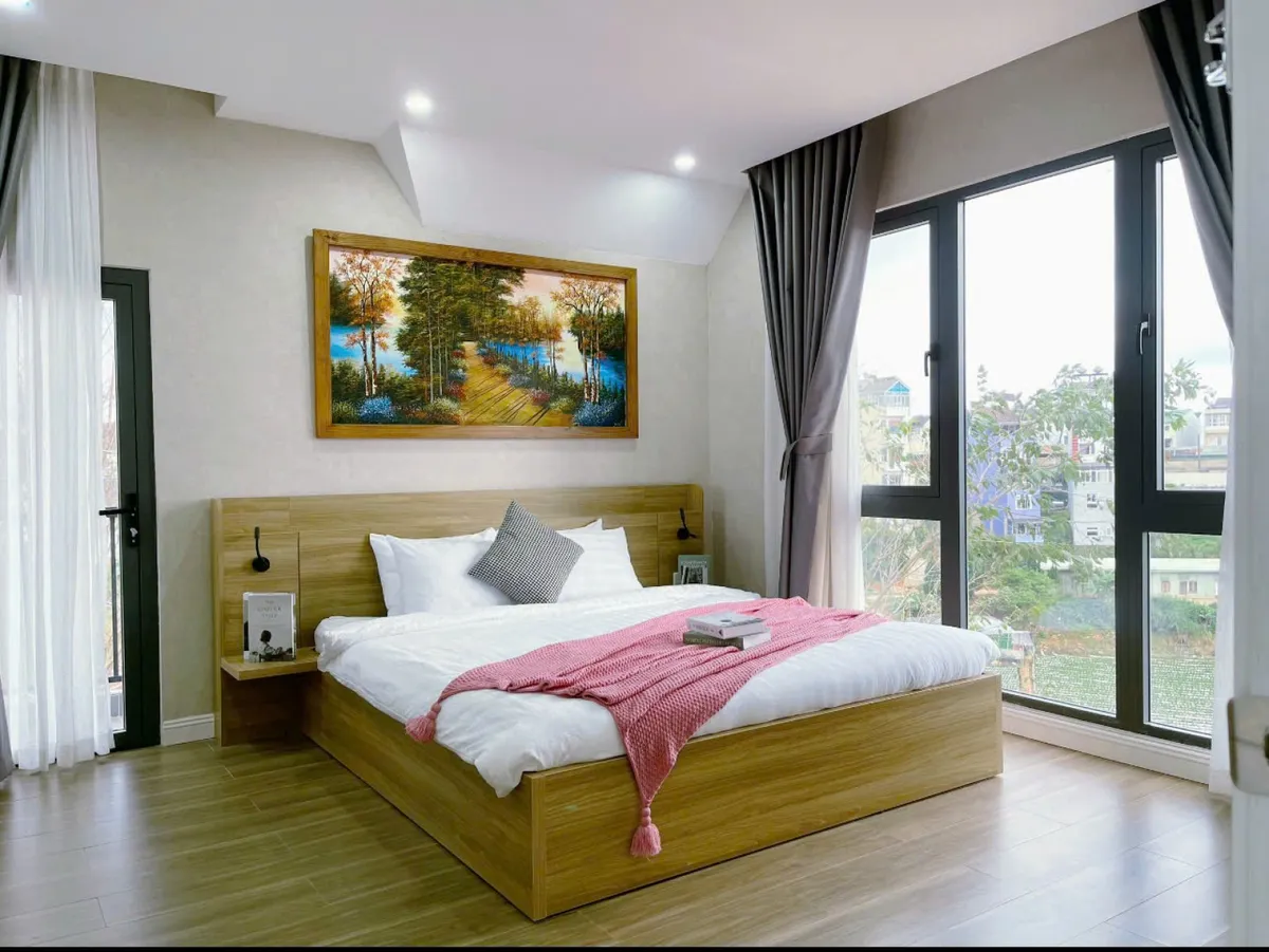 Lưng Đồi Dốc