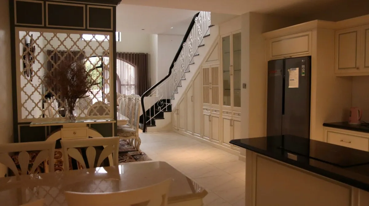 Villa Nam Hồ