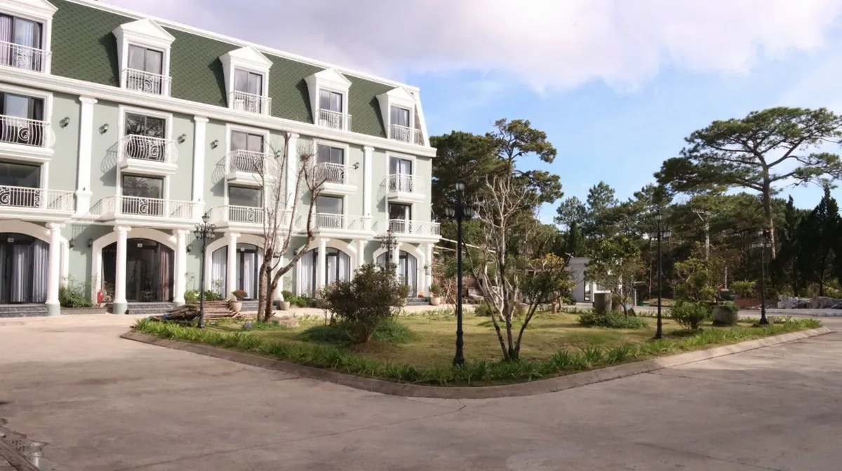 Villa Nam Hồ