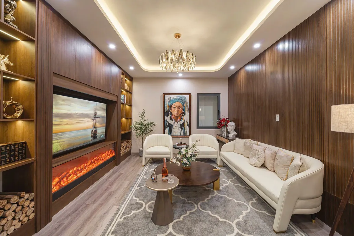 Min House