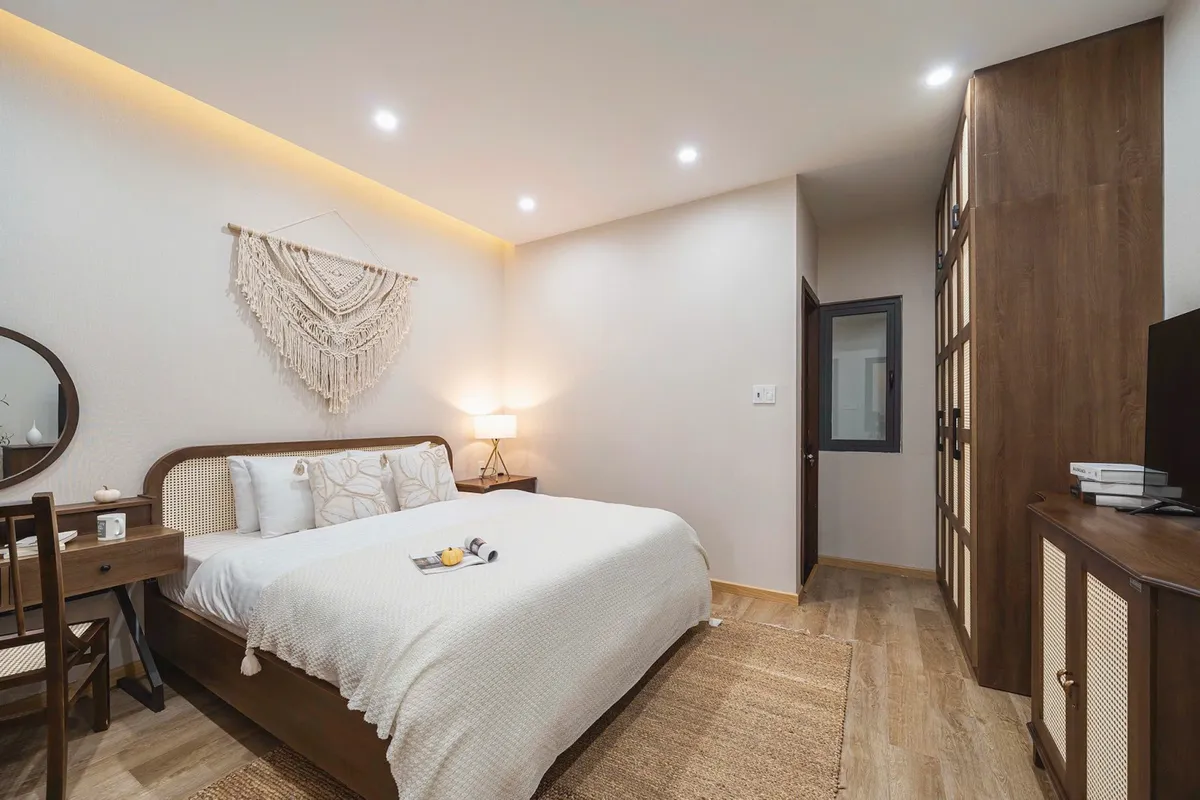 Min House