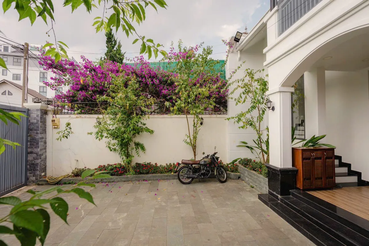 Le Petit Dalat