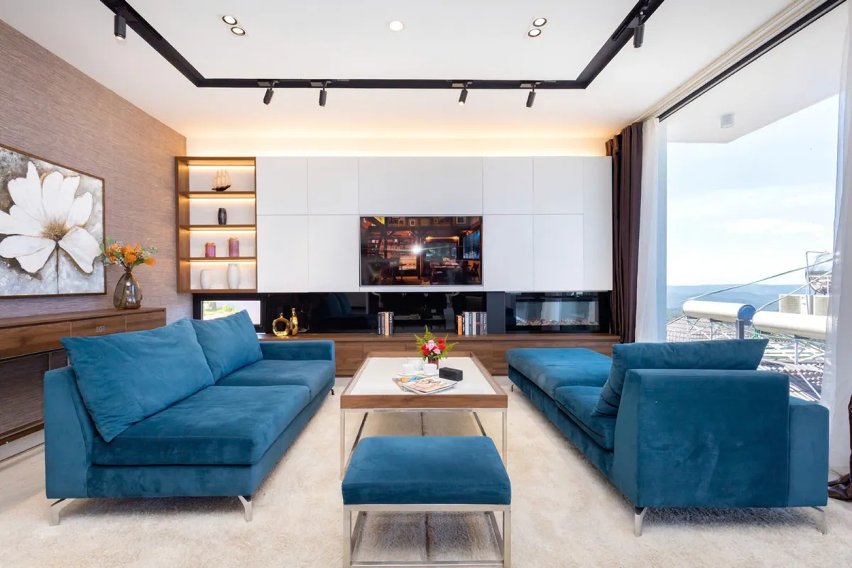 B12 Villa