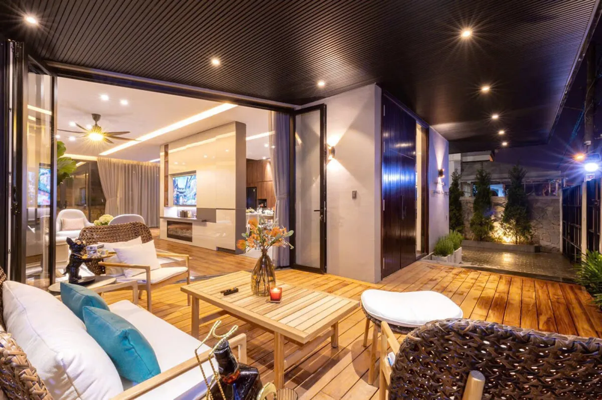 Amber Villa
