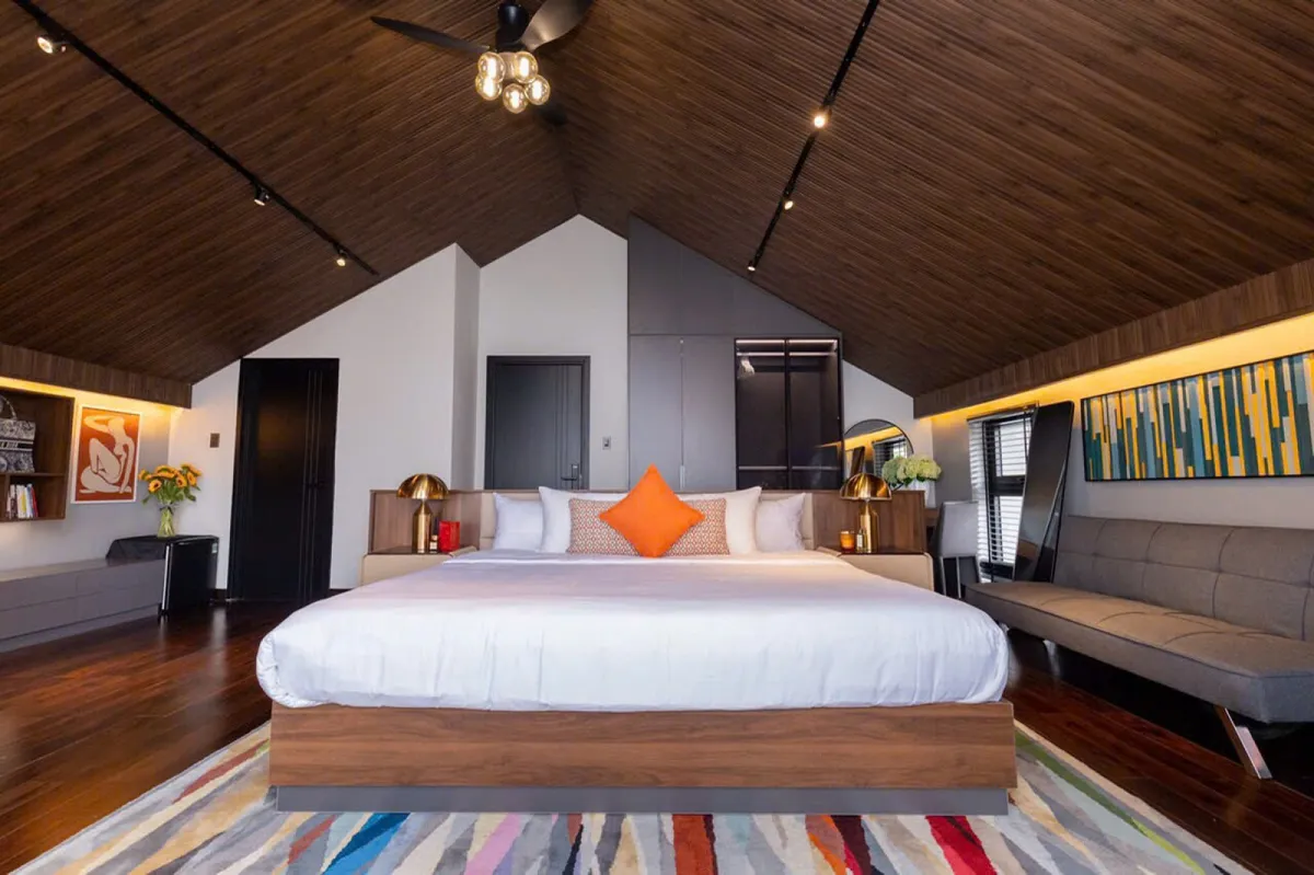 Amber Villa
