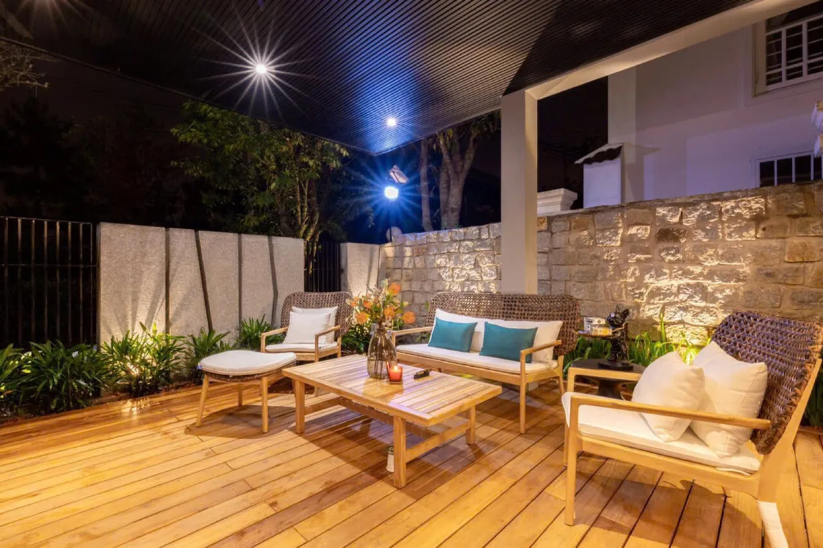 Amber Villa