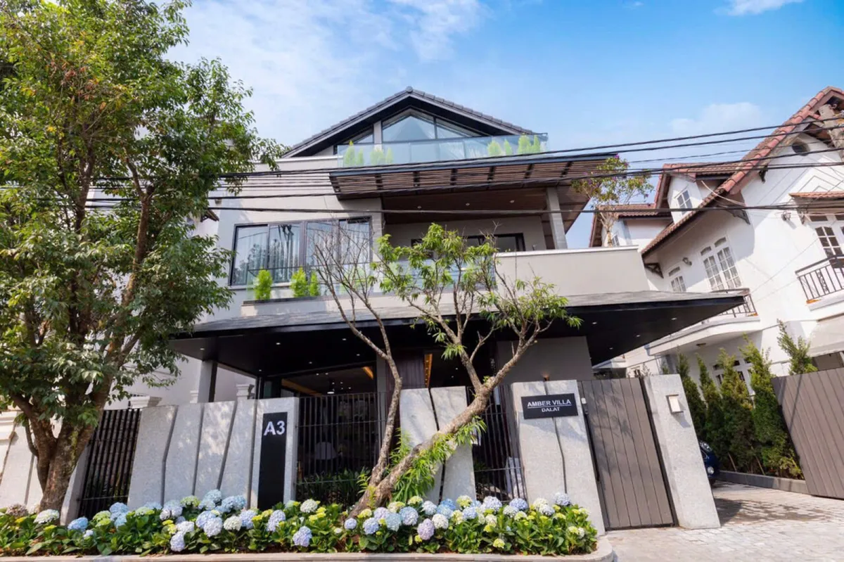 Amber Villa