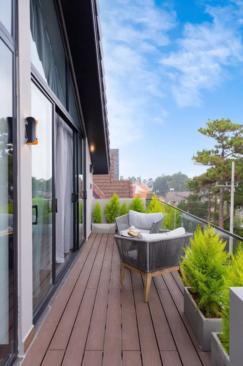 Amber Villa