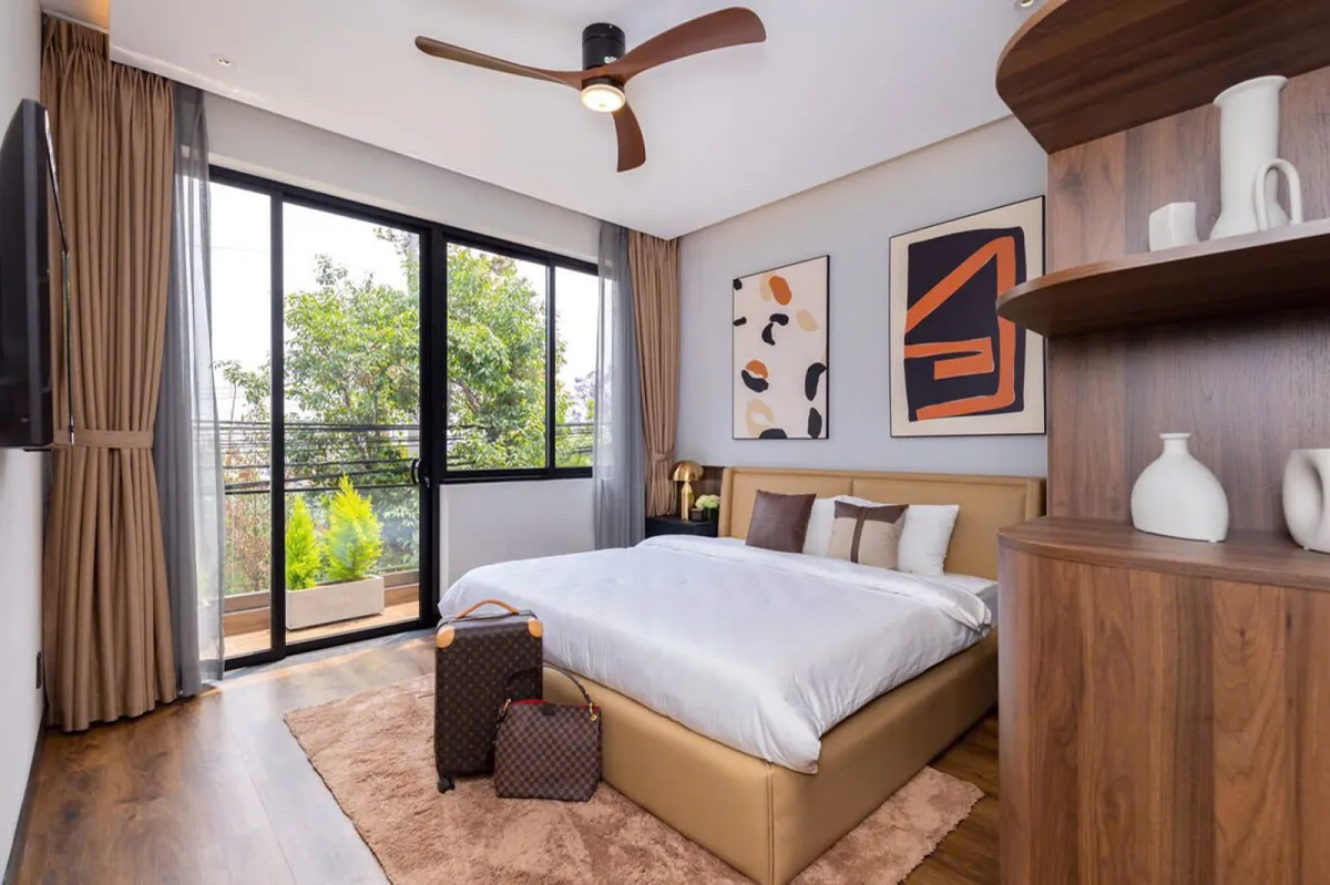 Amber Villa