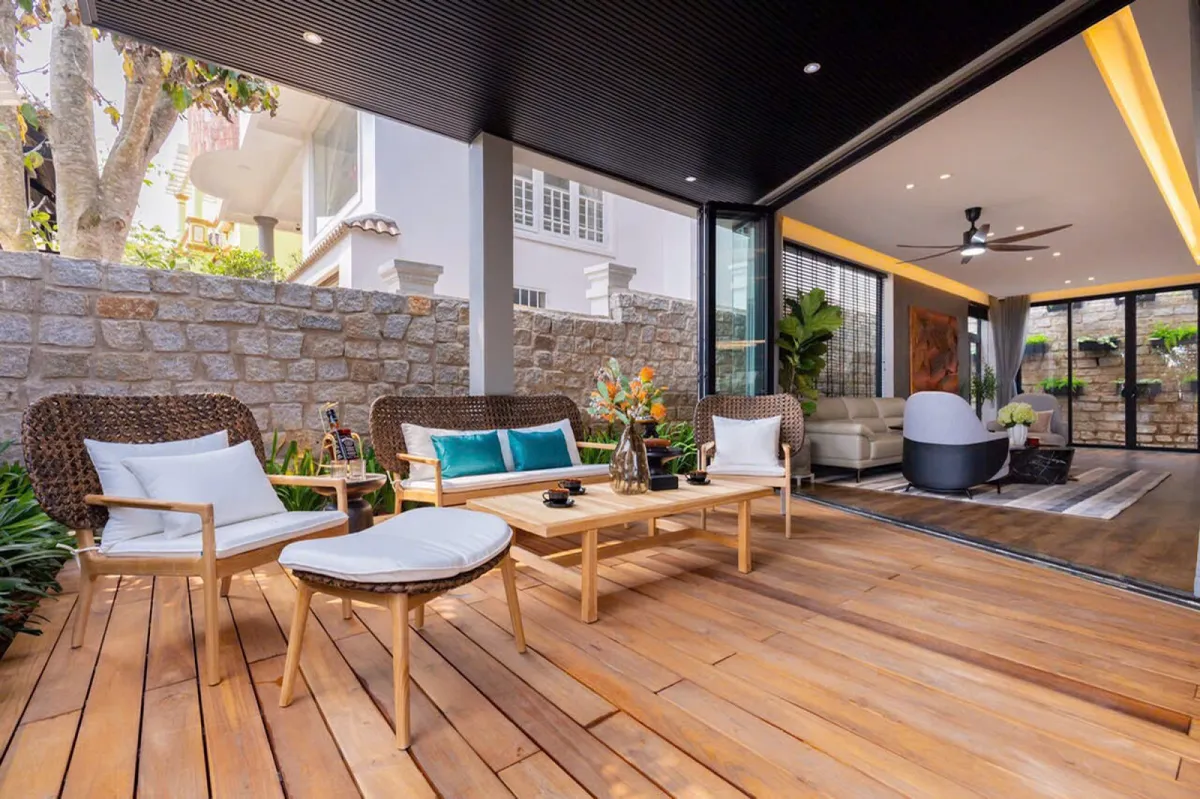 Amber Villa