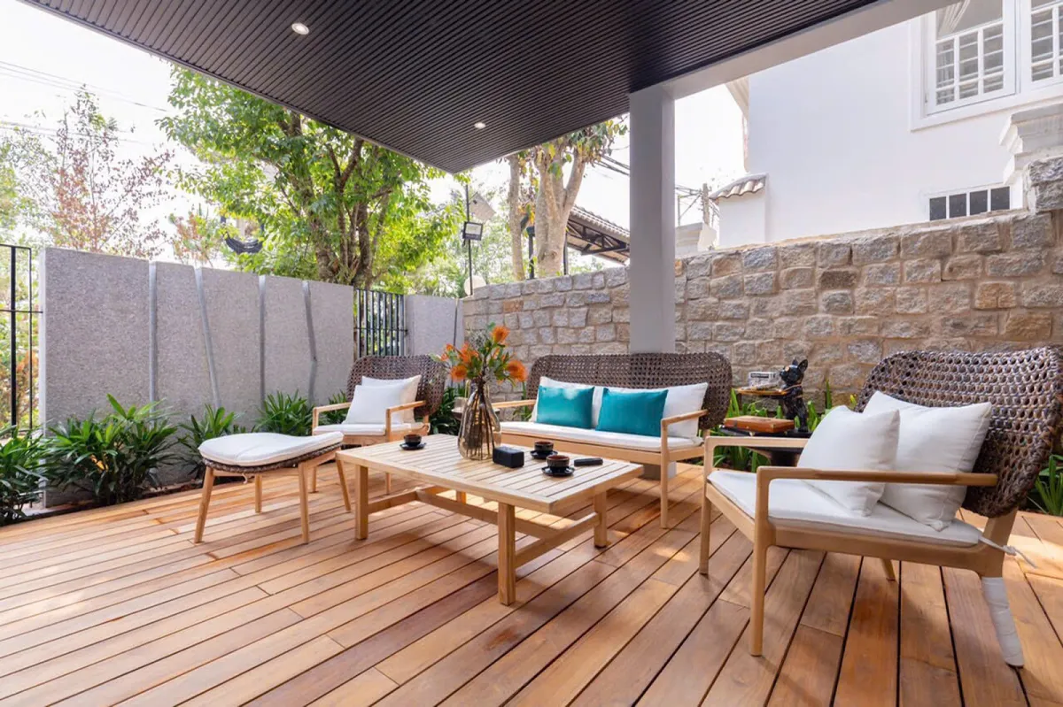 Amber Villa