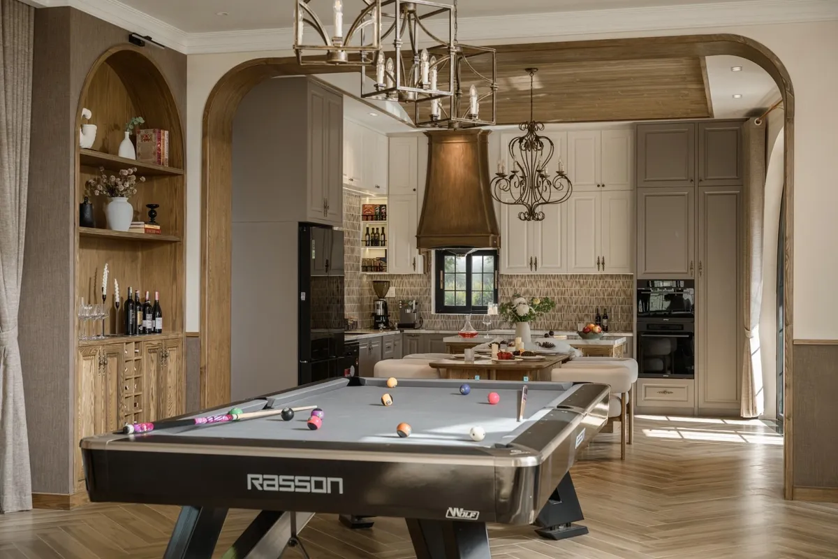 Mansion Rare