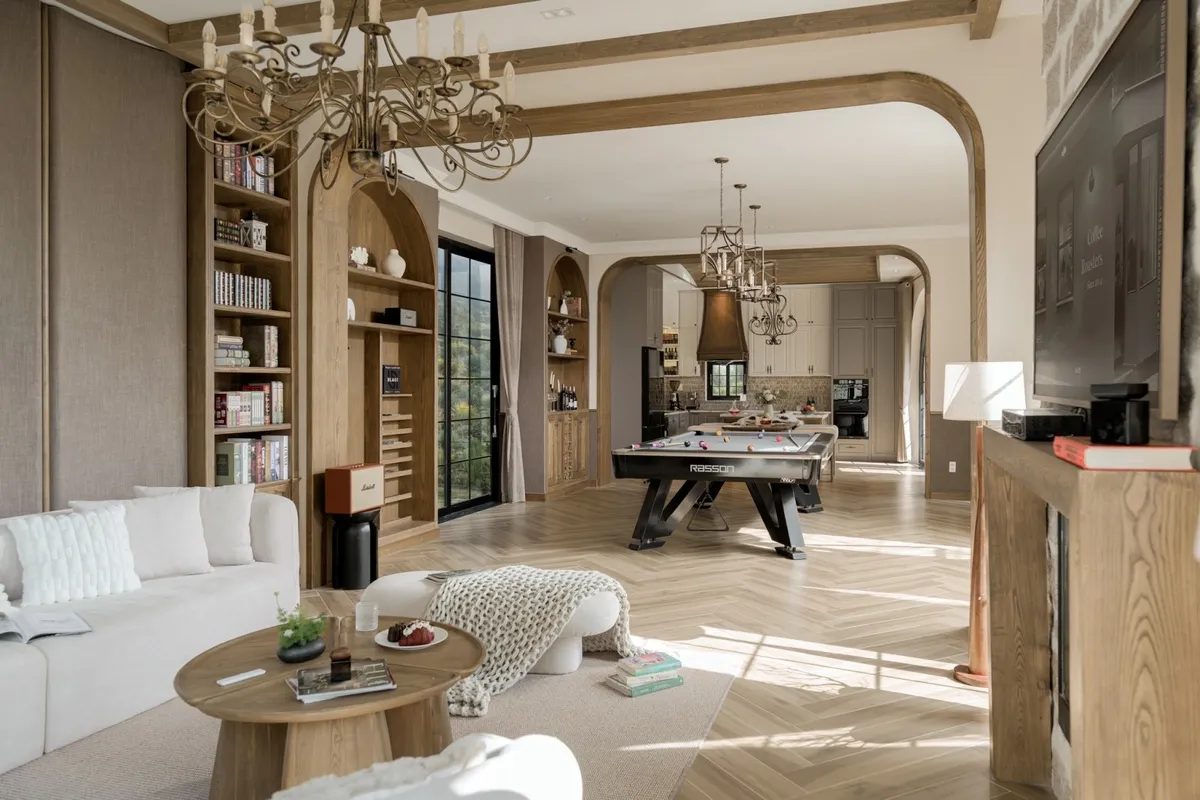 Mansion Rare